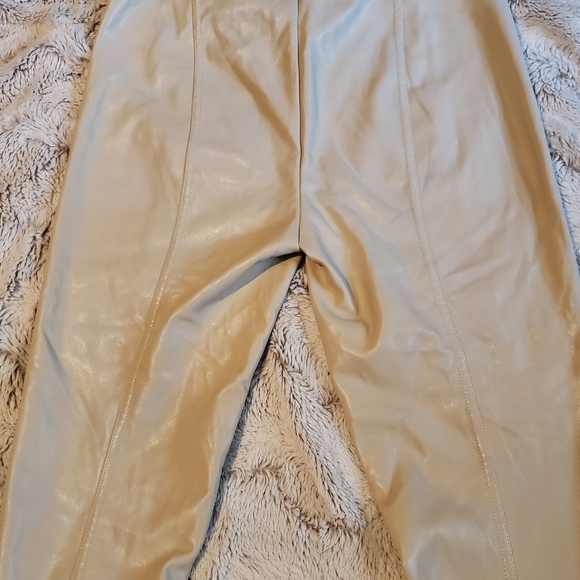 Nicole Miller Putty Tan Faux Leather Stretchy Skinny Leggings Small - Picture 8 of 10